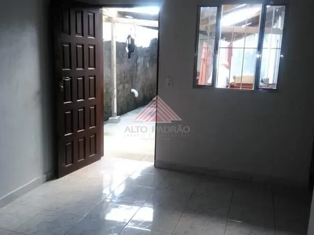 Casa com 441m², à venda, no bairro Jardim Pilar em Mauá