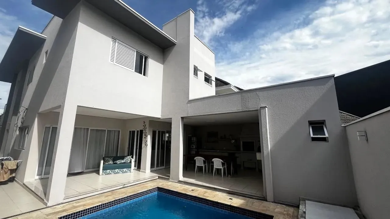 Casa, 4 quartos, 220 m² - Foto 1