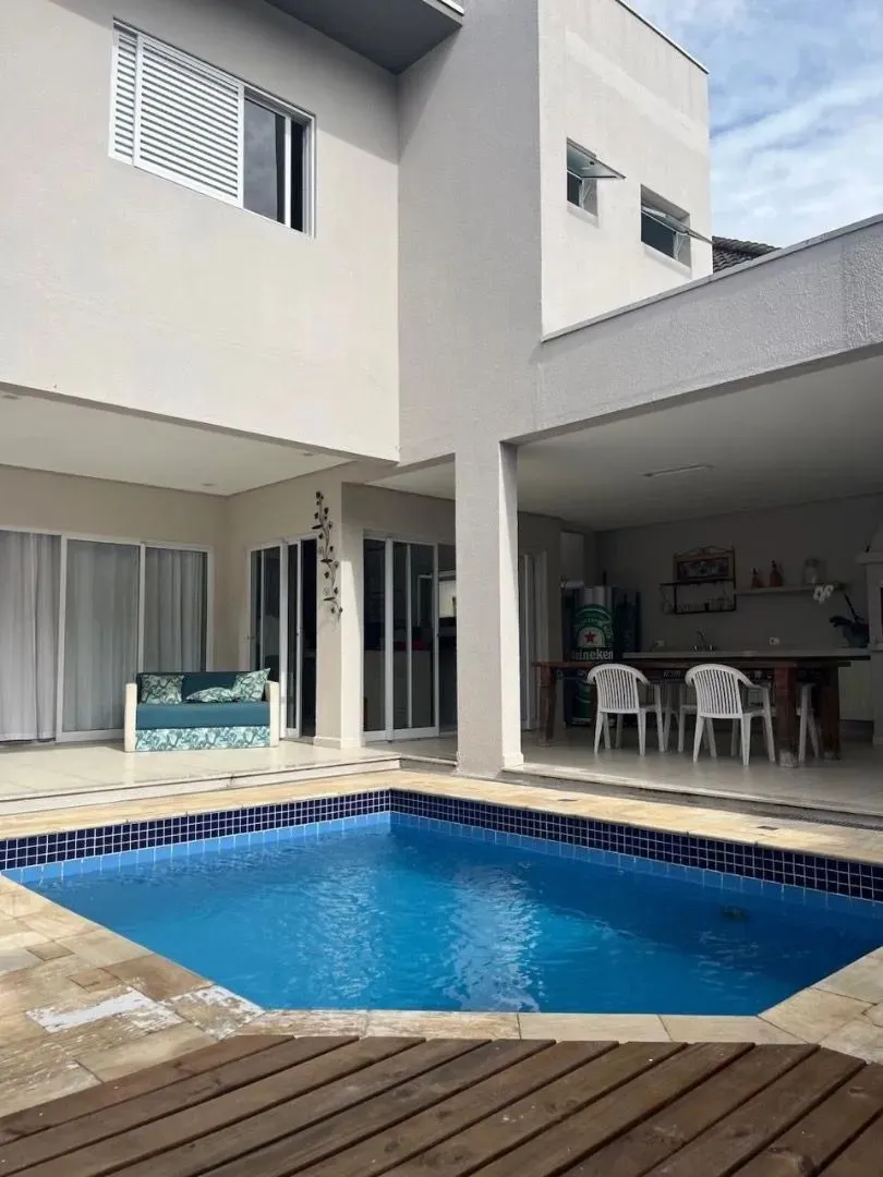 Casa, 4 quartos, 220 m² - Foto 2