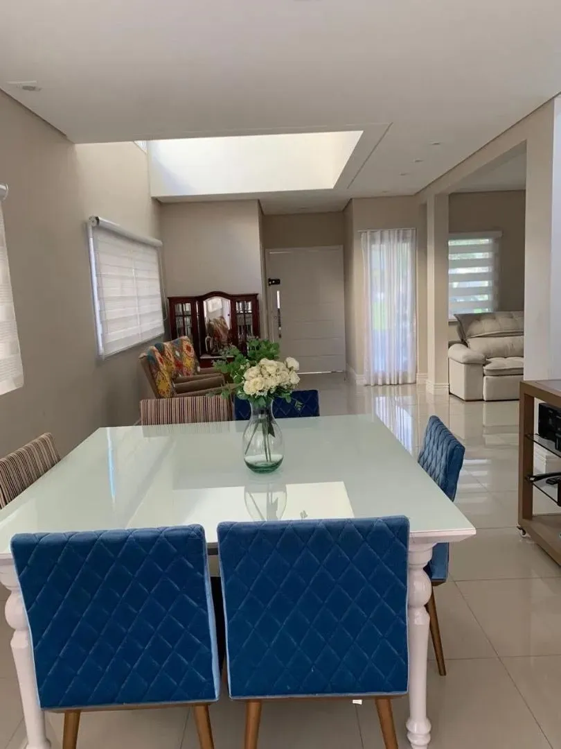 Casa, 4 quartos, 220 m² - Foto 13