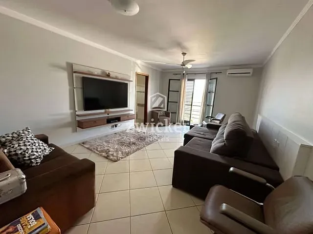 Casa com 235m² 4 quartos e 5 banheiros, à venda, no bairro Vila Santa Luzia em Bauru