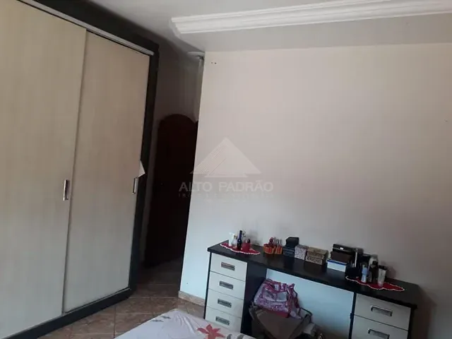 Casa com 168m² 3 quartos e 3 banheiros, à venda, no bairro Jardim Miranda D Aviz em Mauá