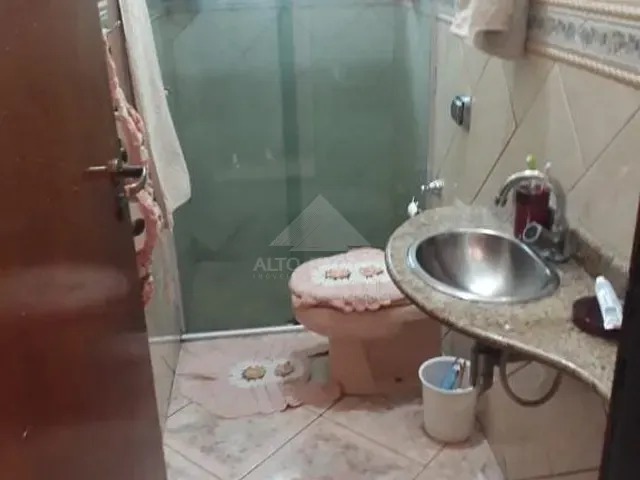 Casa com 168m² 3 quartos e 3 banheiros, à venda, no bairro Jardim Miranda D Aviz em Mauá
