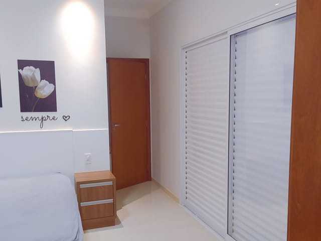 Casa com 362m² 3 quartos e 2 banheiros, à venda, no bairro Parque Residencial Damha em Araraquara