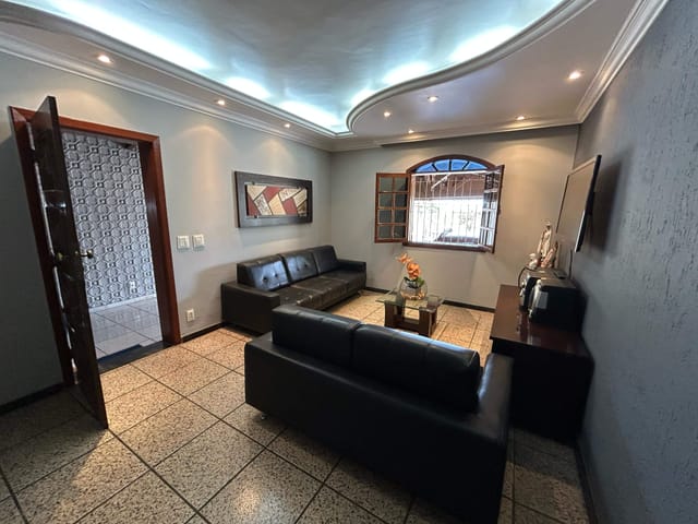 Foto do Casa - Casa com 4 quartos, 1 suíte e 6 vagas para venda, Itapoã, Belo Horizonte, MG | Deltalar Imóveis