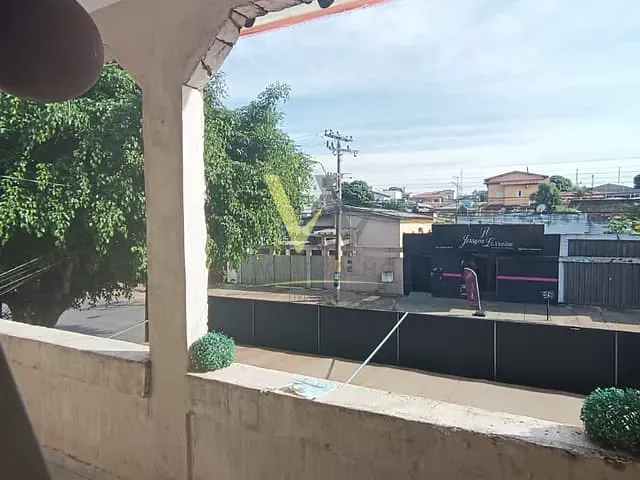 Casa com 300m² 3 quartos e 2 banheiros, à venda, no bairro Jardim Alexandrina em Anápolis
