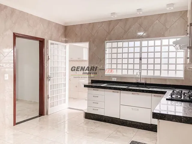 Casa com 168m² 3 quartos e 2 banheiros, à venda, no bairro Jardim Bom Principio em Indaiatuba