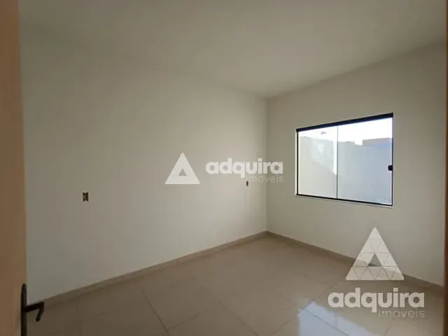 Casa 3 quartos e 2 banheiros, à venda, no bairro Cará-Cará em Ponta Grossa