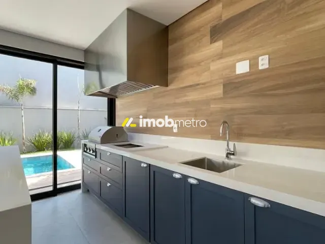 Casa com 386m² 4 quartos e 6 banheiros, à venda, no bairro Loteamento Parque dos Alecrins em Campinas