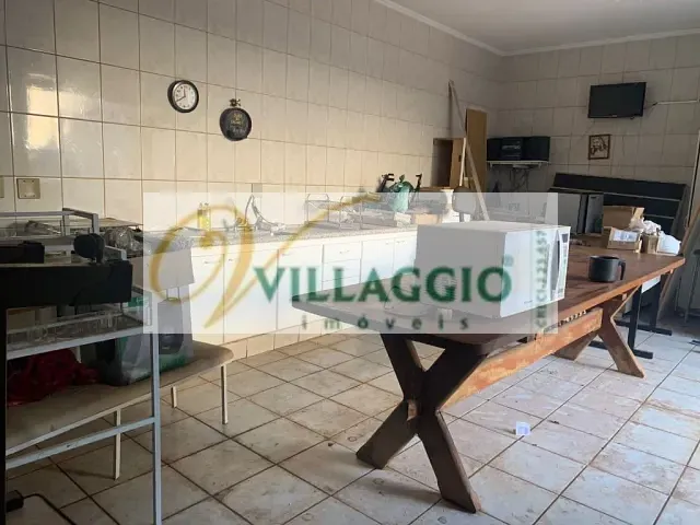 Casa com 236m² 3 quartos e 3 banheiros, à venda ou para alugar, no bairro Vila Ercília em São José do Rio Preto