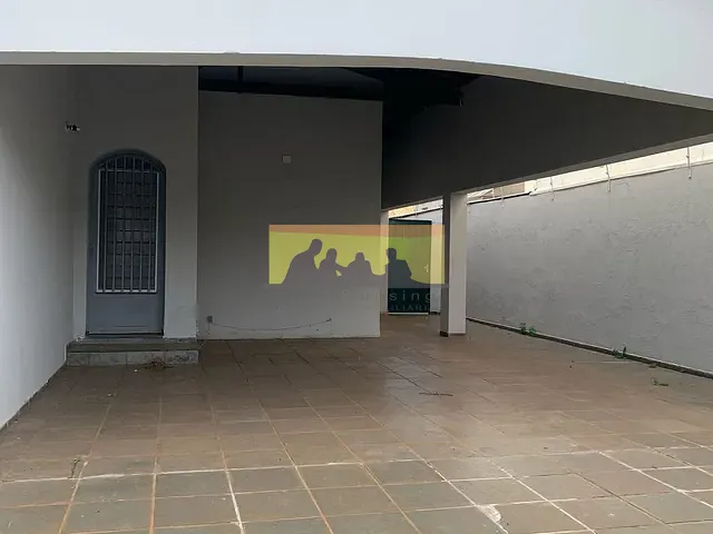Casa com 525m² 7 quartos e 2 banheiros, para alugar, no bairro Jardim Santa Genebra II (Barao Geraldo) em Campinas