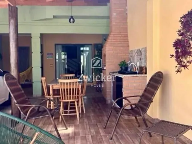 Casa com 180m² 3 quartos e 3 banheiros, à venda, no bairro Jardim Olímpico em Bauru
