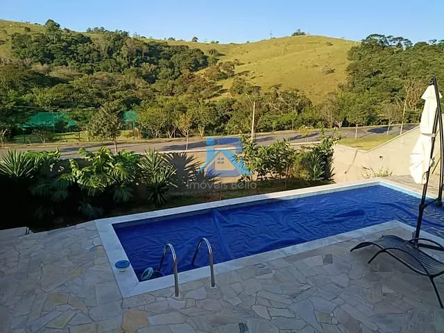 Casa 4 quartos e 4 banheiros, à venda, no bairro Bairro Itapema em Itatiba