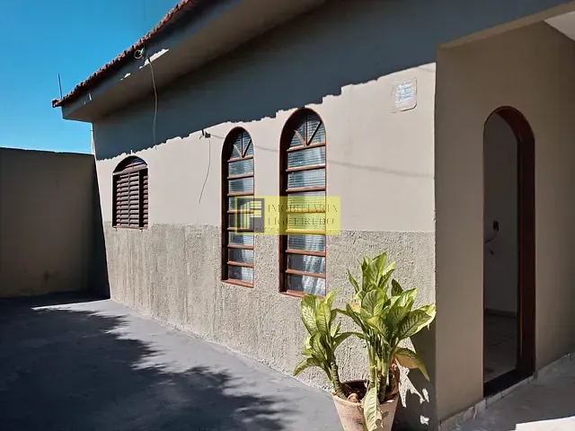 Casa com 330m² 2 quartos e 1 banheiro, à venda, no bairro Jardim do Bosque em São José do Rio Preto