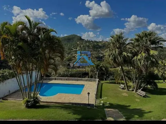 Casa 4 quartos e 3 banheiros, à venda, no bairro Capela do Barreiro em Itatiba