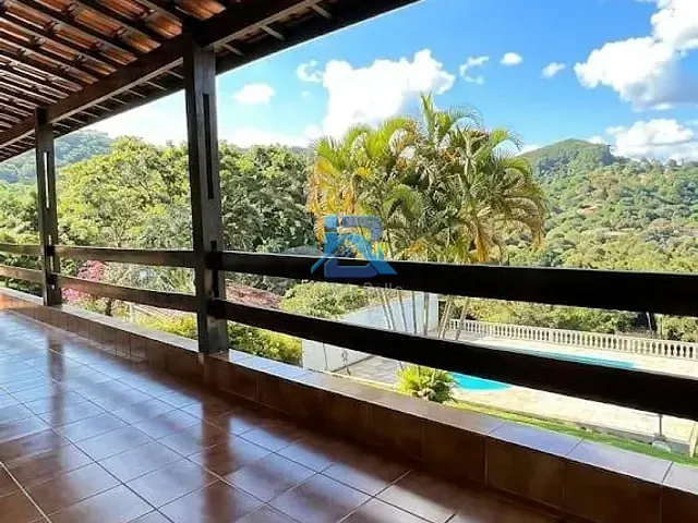 Casa 4 quartos e 3 banheiros, à venda, no bairro Capela do Barreiro em Itatiba
