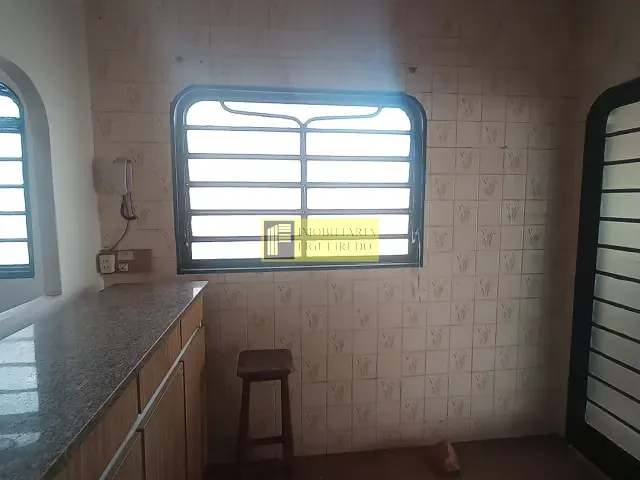 Casa 3 quartos e 2 banheiros, para alugar, no bairro Parque Quinta das Paineiras em São José do Rio Preto