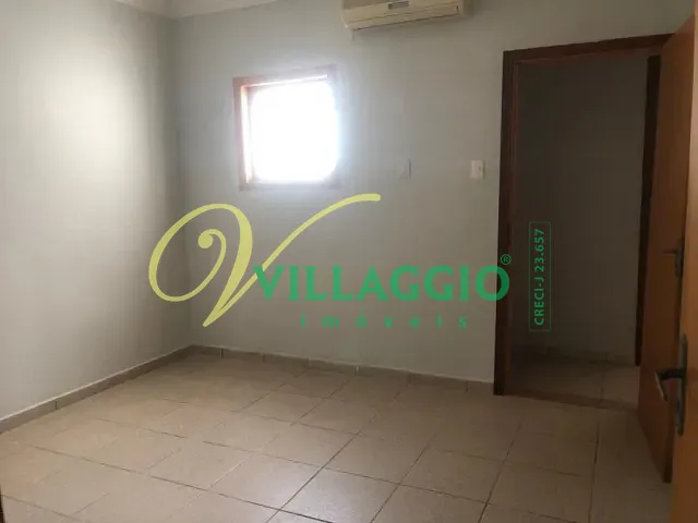 Casa com 266m², para alugar, no bairro Santos Dumont em São José do Rio Preto