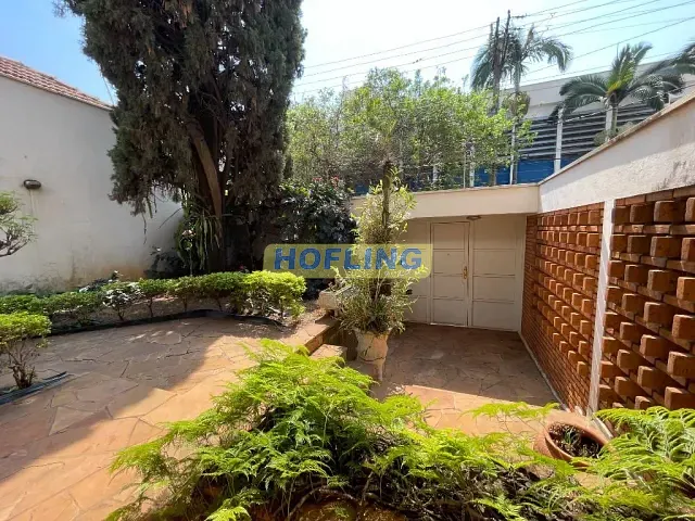 Casa com 820m² 5 quartos e 4 banheiros, à venda, no bairro Jardim Donângela em Rio Claro