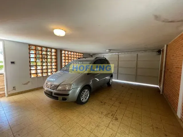 Casa com 820m² 5 quartos e 4 banheiros, à venda, no bairro Jardim Donângela em Rio Claro