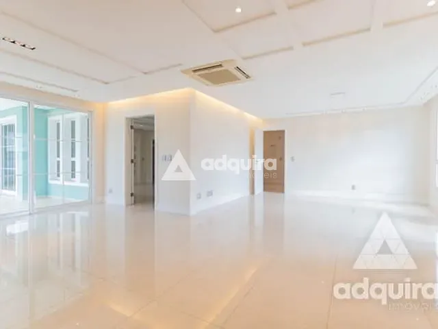 Casa com 900m² 5 quartos e 7 banheiros, à venda ou para alugar, no bairro Orfãs em Ponta Grossa