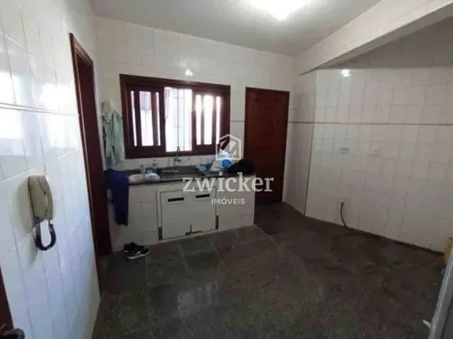 Casa com 189m² 4 quartos e 3 banheiros, à venda, no bairro Vila Riachuelo em Bauru
