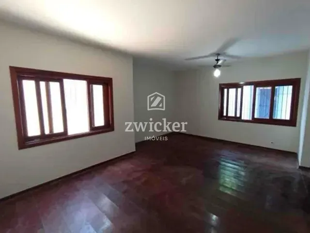 Casa com 189m² 4 quartos e 3 banheiros, à venda, no bairro Vila Riachuelo em Bauru
