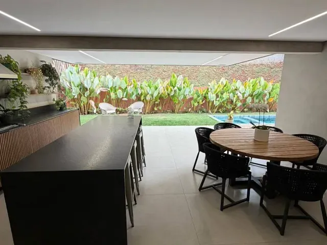Casa com 500m² 4 quartos e 4 banheiros, à venda, no bairro Vila Hollândia em Campinas