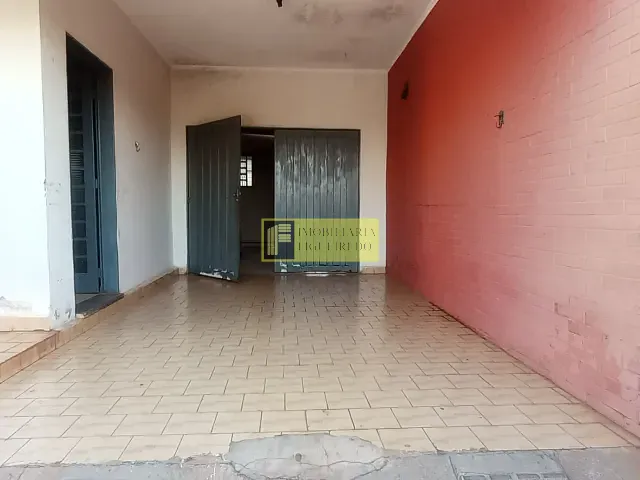 Casa 3 quartos e 2 banheiros, para alugar, no bairro Vila Ideal em São José do Rio Preto