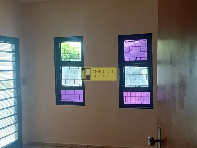 Casa 3 quartos e 2 banheiros, para alugar, no bairro Vila Ideal em São José do Rio Preto
