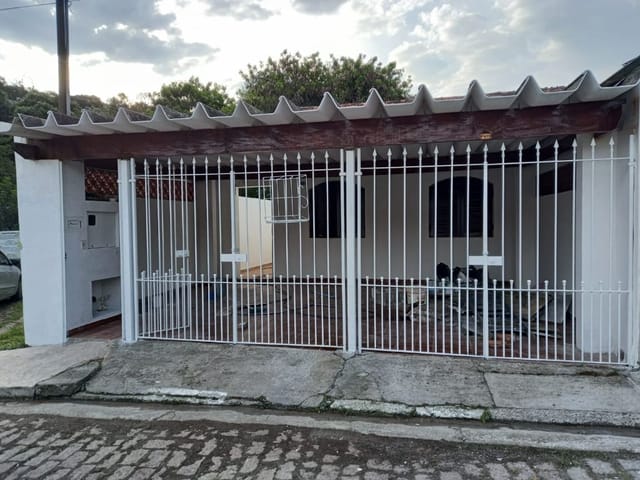 Casa com 150m² 3 quartos e 2 banheiros, à venda, no bairro Residencial Park em Cotia