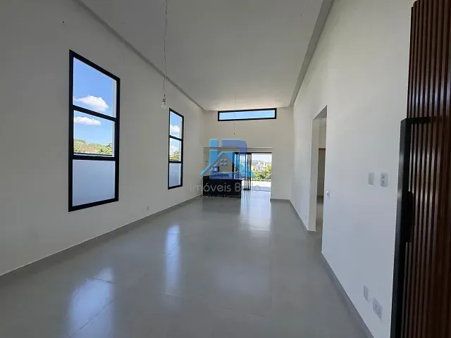 Casa com 362m² 3 quartos e 4 banheiros, à venda, no bairro Guacuri em Itupeva