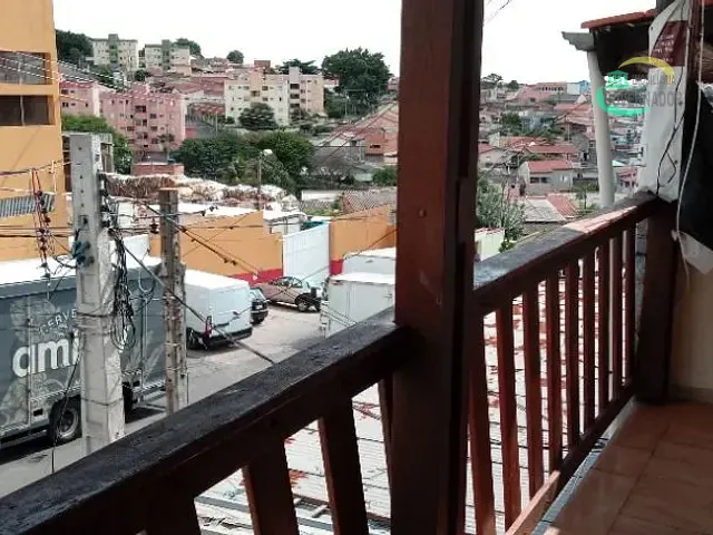 Casa com 300m² 6 quartos e 3 banheiros, à venda, no bairro Vila Aeroporto em Campinas