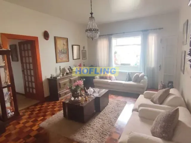 Casa com 307m² 4 quartos e 3 banheiros, à venda, no bairro Centro em Rio Claro