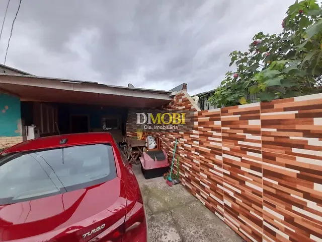 Casa com 360m² 2 quartos e 2 banheiros, à venda, no bairro Bom Sucesso em Gravataí