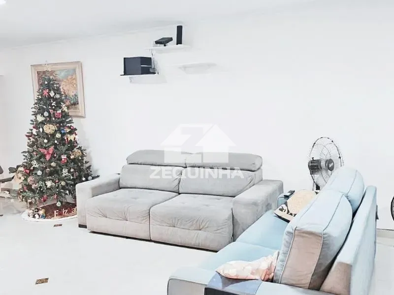 Casa, 3 quartos, 235 m² - Foto 16