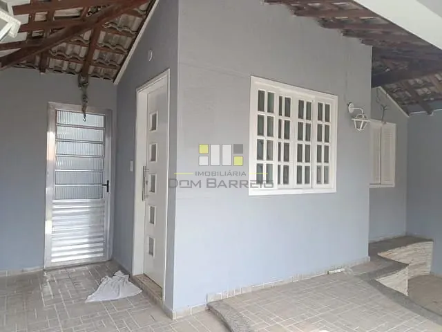 Casa com 193m² 2 quartos e 2 banheiros, para alugar, no bairro Chácara Bela Vista em Sumaré