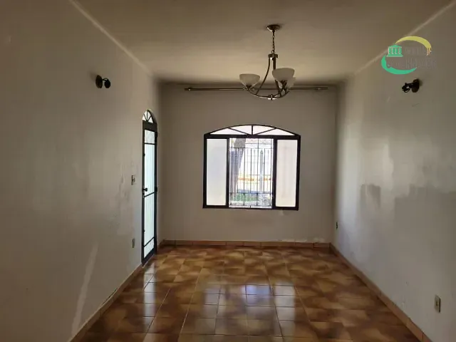 Casa com 160m² 2 quartos e 1 banheiro, para alugar, no bairro Jardim Nossa Senhora Auxiliadora em Campinas