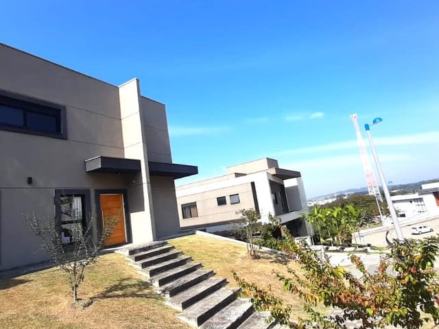 Casa com 720m² 4 quartos e 5 banheiros, à venda, no bairro Condomínio Reserva do Paratehy em São José dos Campos