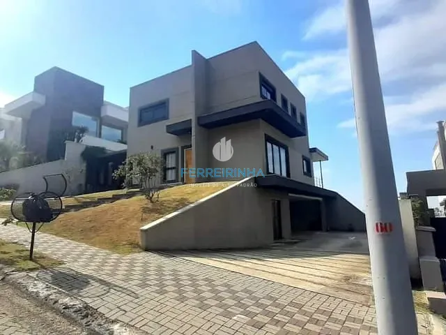 Casa com 720m² 4 quartos e 5 banheiros, à venda, no bairro Condomínio Reserva do Paratehy em São José dos Campos