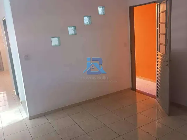 Casa 3 quartos e 2 banheiros, à venda, no bairro Parque da Colina em Itatiba