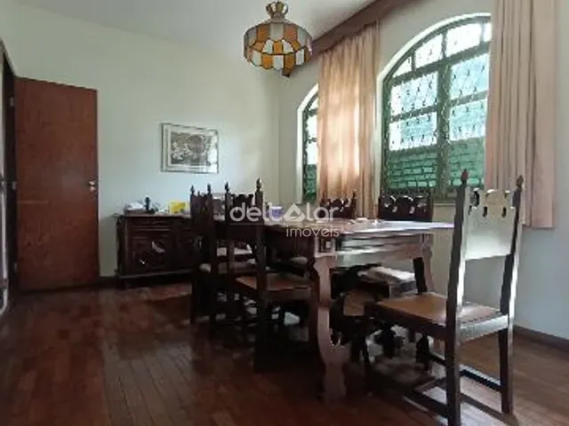 Casa com 374m² 4 quartos e 3 banheiros, à venda, no bairro Itapoã em Belo Horizonte