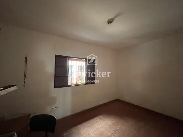Casa com 210m² 3 quartos e 1 banheiro, à venda, no bairro Jardim Estoril em Bauru