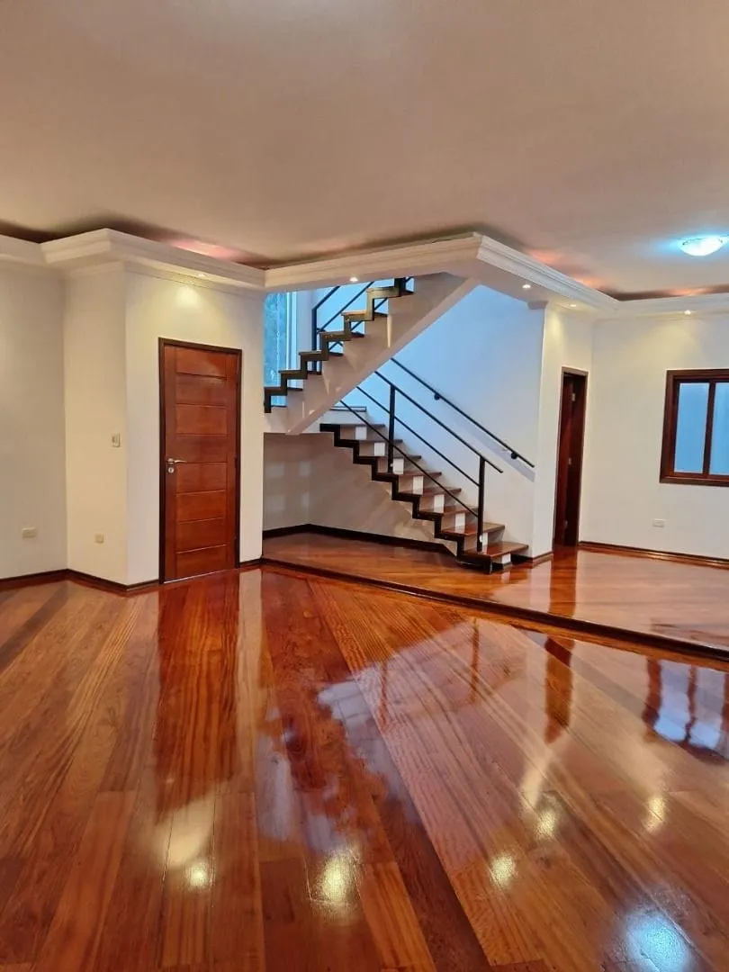 Casa, 3 quartos, 253 m² - Foto 4