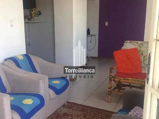 Casa com 140m² 3 quartos e 1 banheiro, à venda, no bairro Neves em Ponta Grossa