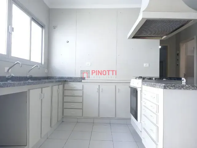 Casa 3 quartos e 3 banheiros, à venda ou para alugar, no bairro Vila Dayse em São Bernardo do Campo