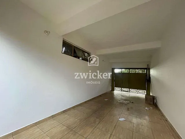 Sobrado com 225m² 4 quartos e 5 banheiros, à venda ou para alugar, no bairro Núcleo Residencial Presidente Geisel em Bauru