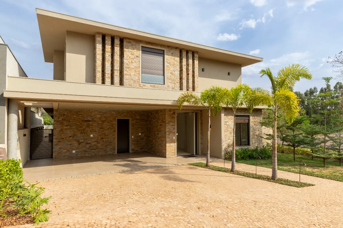 Casa no condomínio Condominio Reserva Santa Luisa para venda com 4 quartos, sendo 4 suítes, 451m²