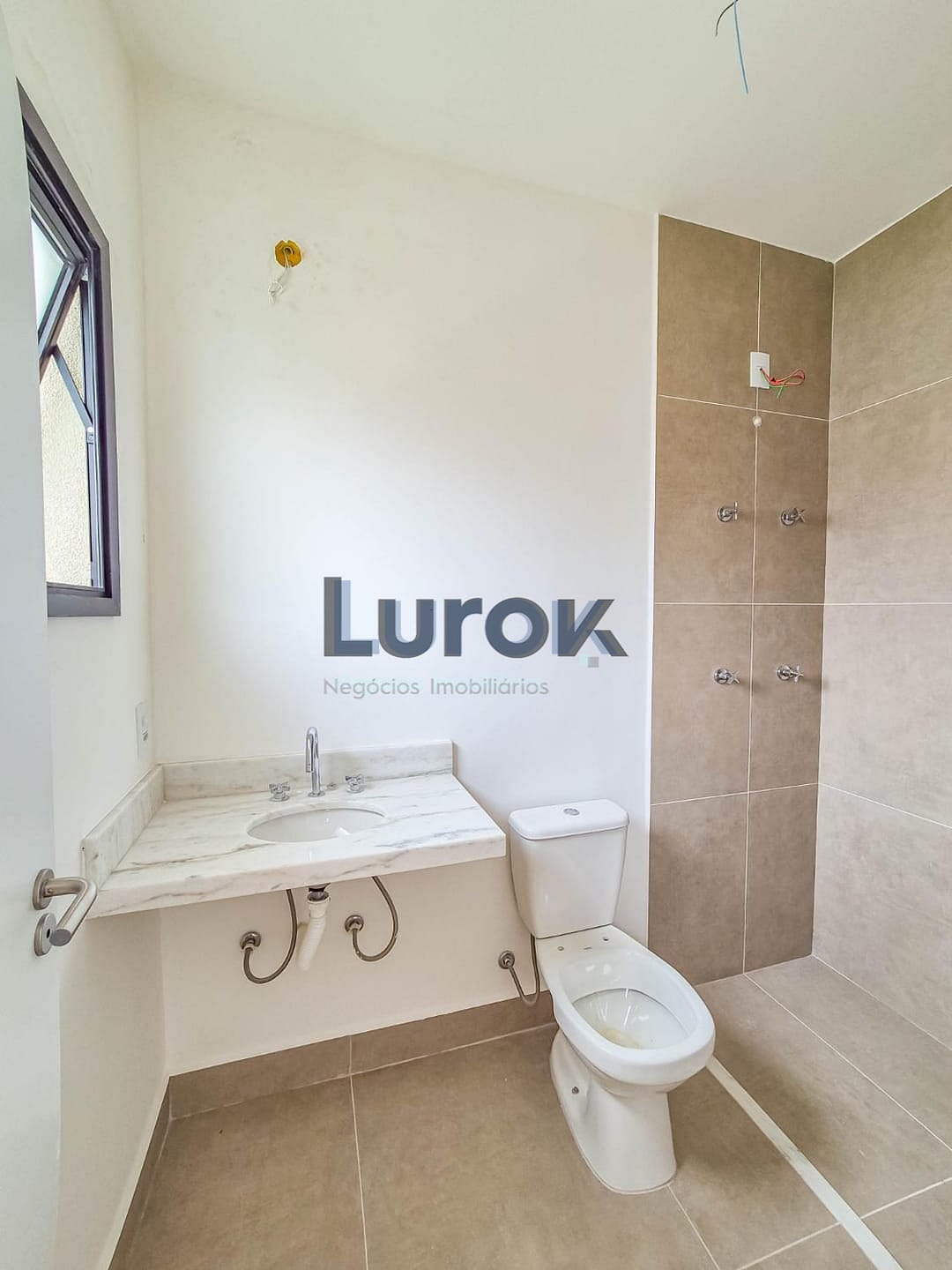 Casa à venda com 3 quartos, 121m² - Foto 15