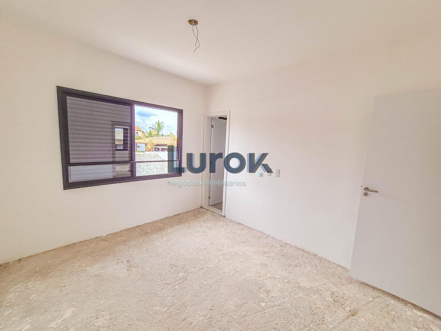 Casa à venda com 3 quartos, 121m² - Foto 14